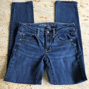 American Eagle Outfitters Size 2 Regular Straight